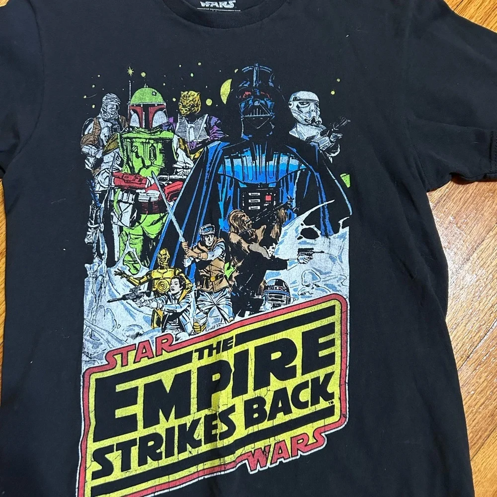Star Wars The Empire Strikes Back Tshirt Size Small - Picture 2 of 6